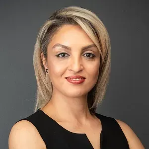 Pegah Takhsha logo