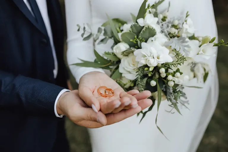 Persian Wedding officiant