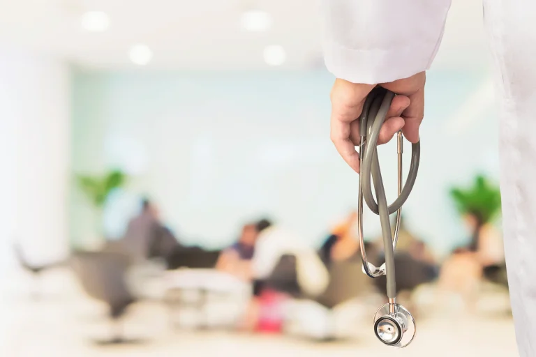 Dr. Parastoo Rashidian – Reza ChiroMed Center