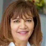 Dr. Violet Akhondzadeh logo