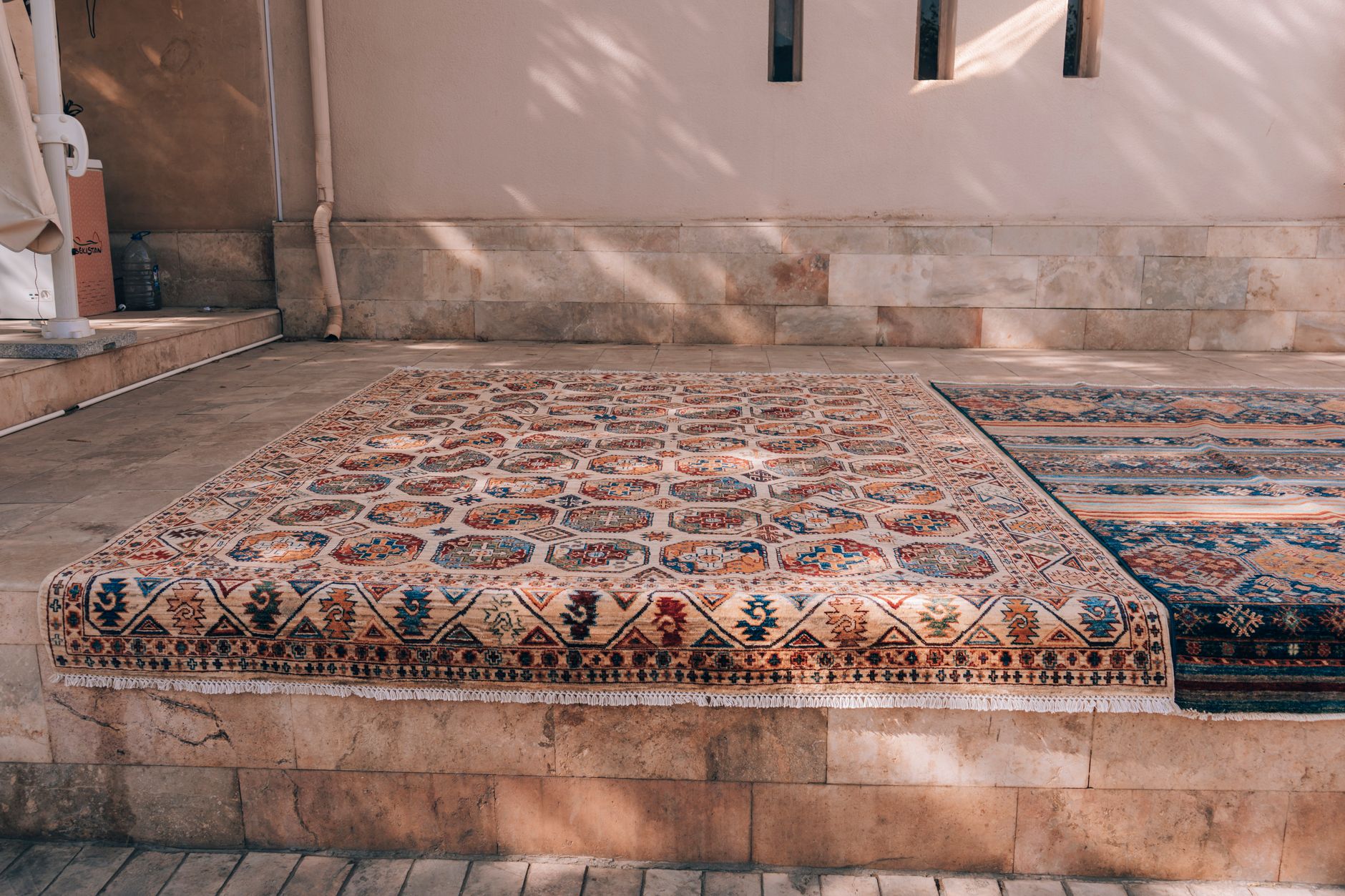 Buy Persian Rug USA: What to Know First
