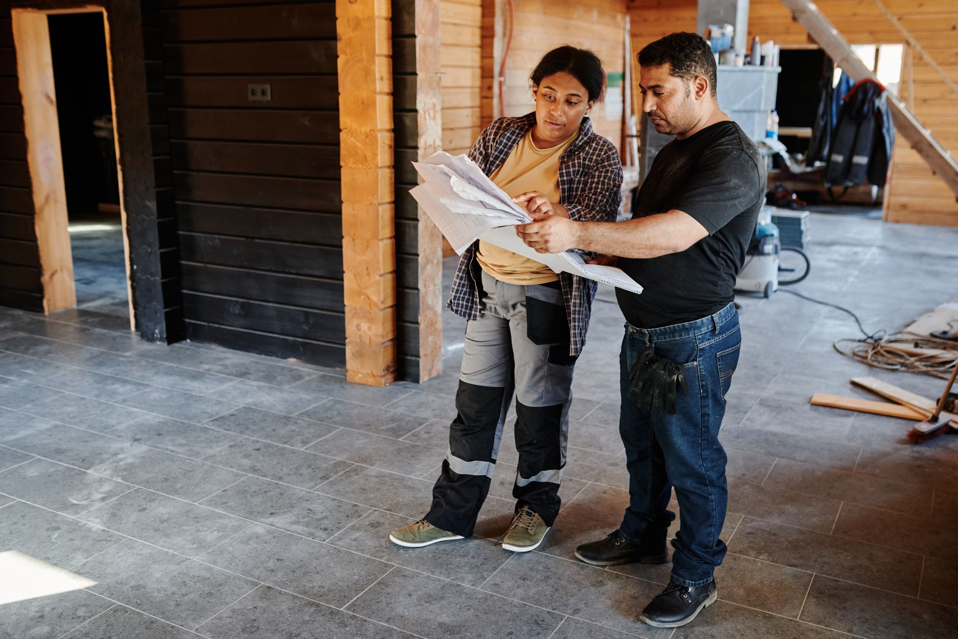 Hire a Reliable Iranian Contractor in the USA