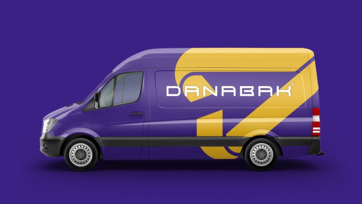 Danabak digital marketing agency - mockups-design car