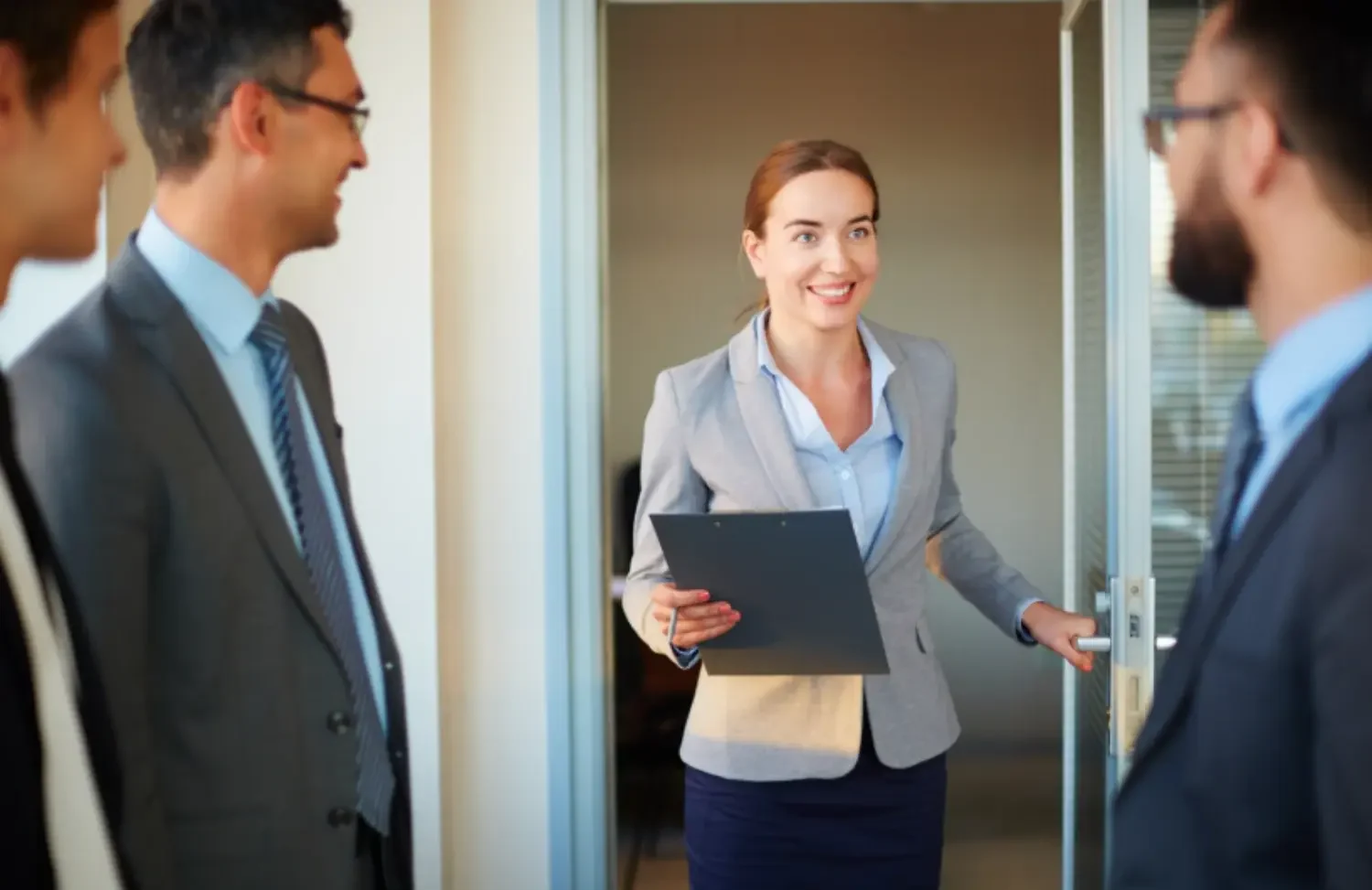 Persian speaking professionals near me – doctors, lawyers, realtors